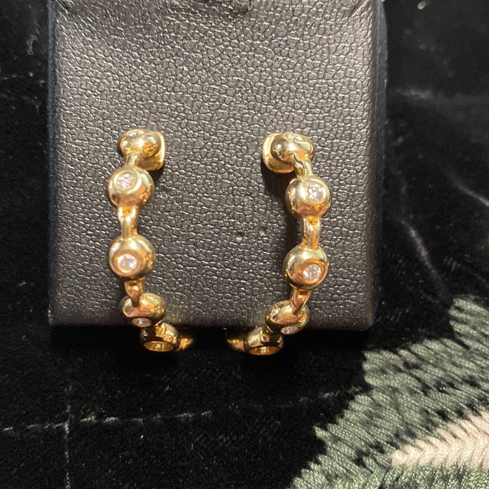 Sonia Bitton Galerie de Bijoux 1” Diamond Hoop Earrings